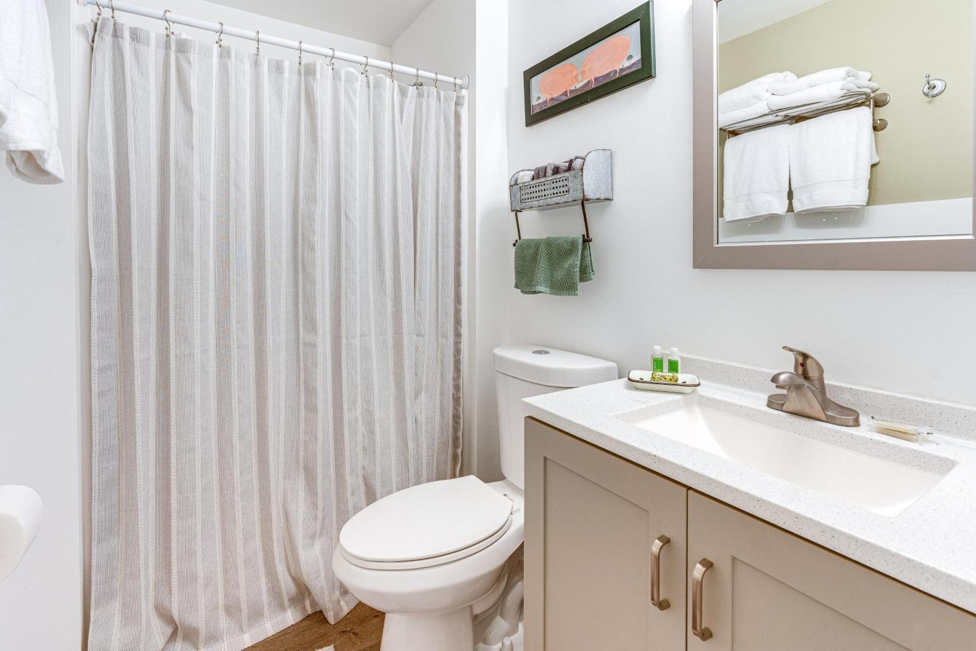 Charming Updated Retreat Walk To Lake Stevens! Exterior foto